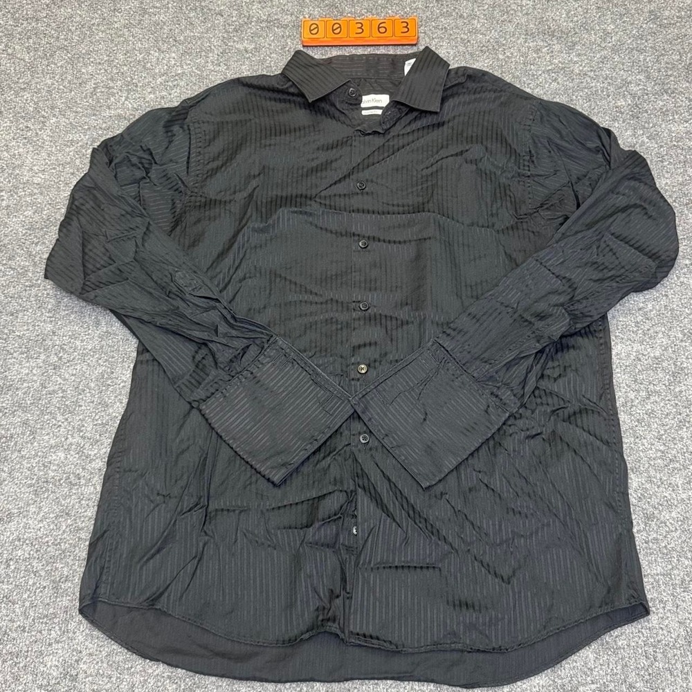 Calvin Klein Mens Black Dress Shirt 16 1/2 / 32 / 33.
